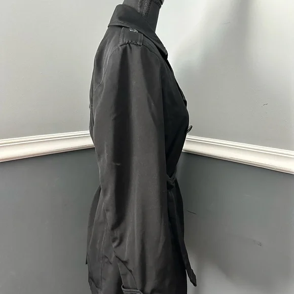 Black trench coat - Picture 3 of 6